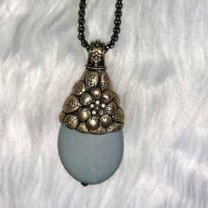 Pretty Aqua Necklace